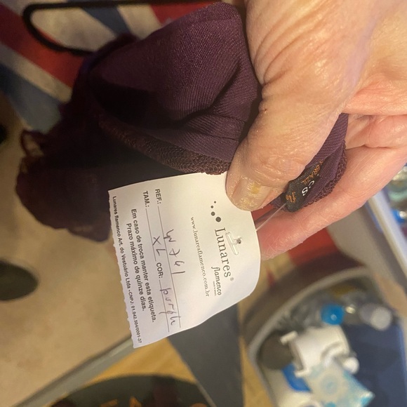 NWT Flamenco Fancy Lace Ensemble Elegant Burgundy Ruffled Skirt Top and belt XL - Picture 6 of 12